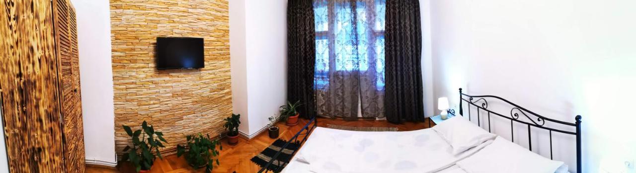 Apartament Hunter Lejlighed Cluj-Napoca Eksteriør billede